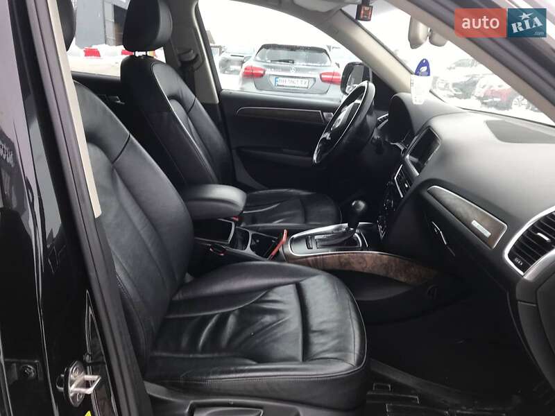 Внедорожник / Кроссовер Audi Q5 2010 в Львове