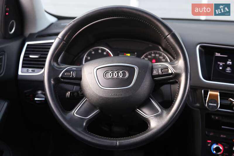 Внедорожник / Кроссовер Audi Q5 2015 в Киеве