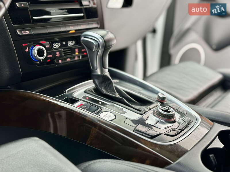 Внедорожник / Кроссовер Audi Q5 2015 в Киеве