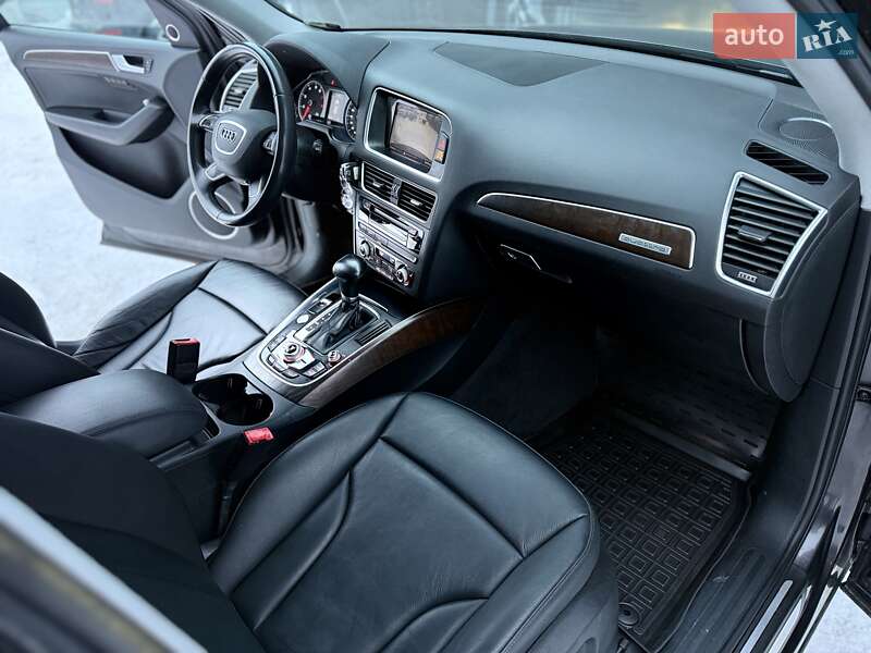 Внедорожник / Кроссовер Audi Q5 2016 в Львове