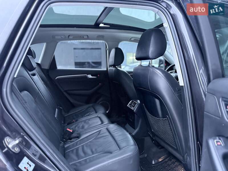 Внедорожник / Кроссовер Audi Q5 2016 в Львове