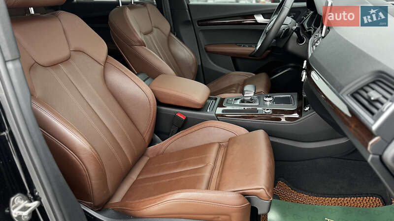 Внедорожник / Кроссовер Audi Q5 2019 в Киеве