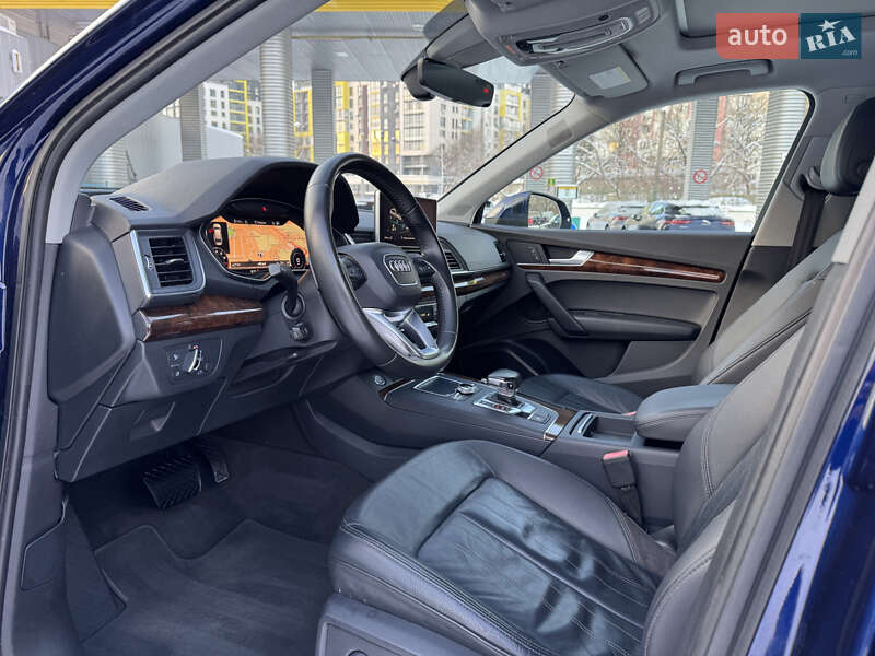 Внедорожник / Кроссовер Audi Q5 2018 в Тернополе