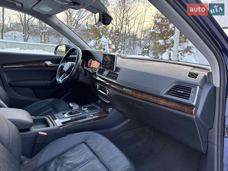 Внедорожник / Кроссовер Audi Q5 2018 в Тернополе