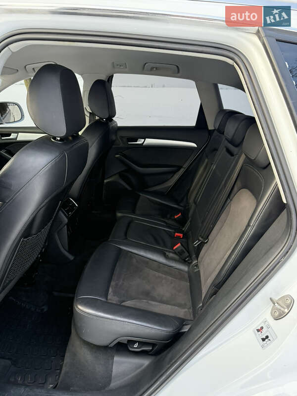 Внедорожник / Кроссовер Audi Q5 2013 в Ровно