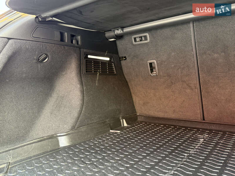 Внедорожник / Кроссовер Audi Q5 2017 в Киеве