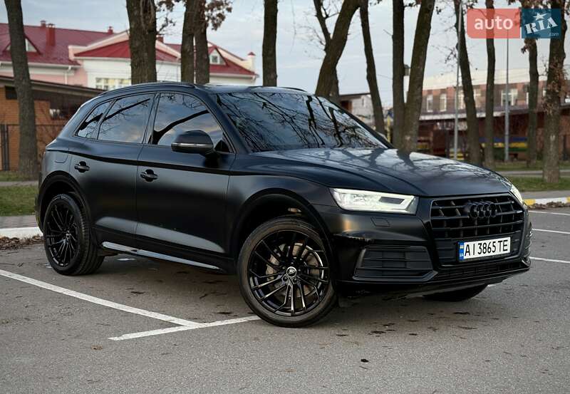 Внедорожник / Кроссовер Audi Q5 2017 в Киеве