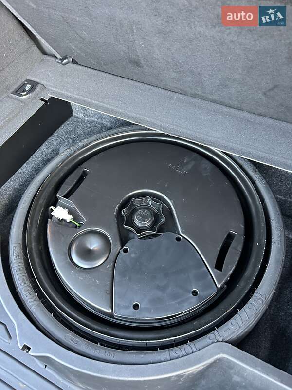 Внедорожник / Кроссовер Audi Q5 2011 в Сумах