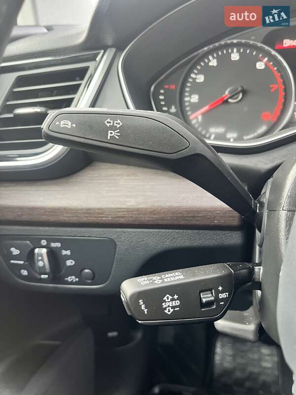 Внедорожник / Кроссовер Audi Q5 2023 в Киеве