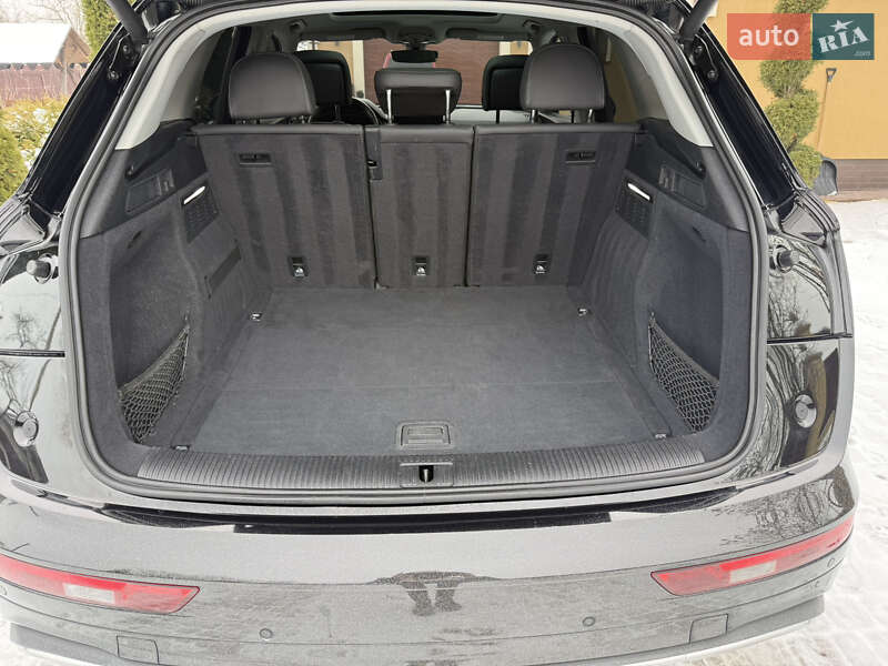 Внедорожник / Кроссовер Audi Q5 2020 в Ивано-Франковске