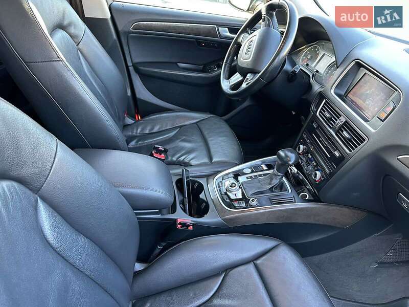 Внедорожник / Кроссовер Audi Q5 2014 в Александрие