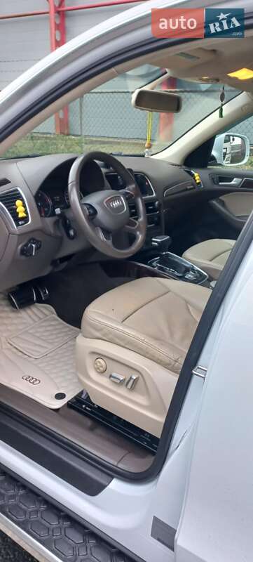 Позашляховик / Кросовер Audi Q5 2015 в Сокалі