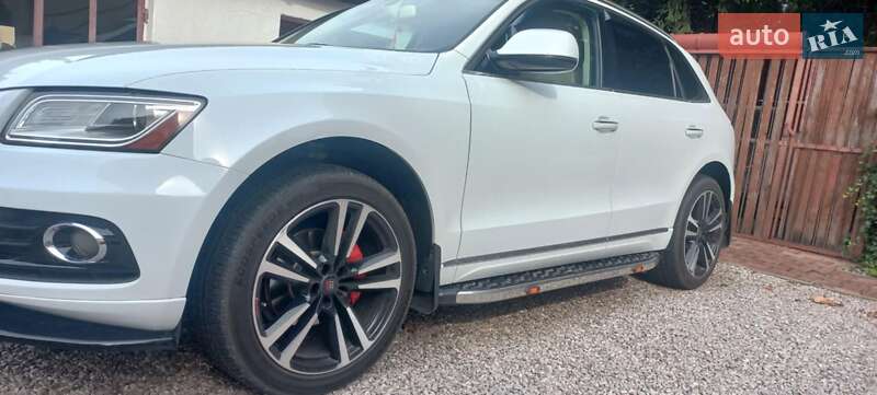 Позашляховик / Кросовер Audi Q5 2015 в Сокалі