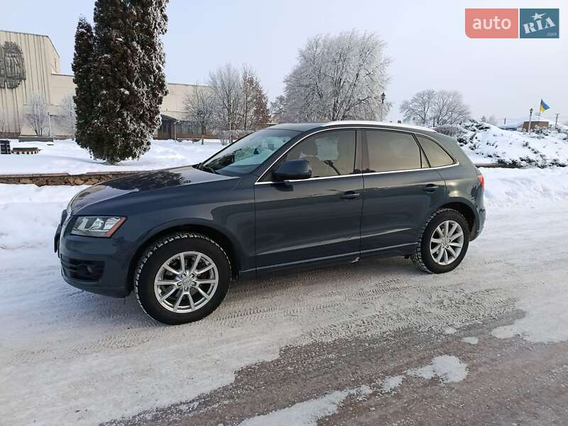 Внедорожник / Кроссовер Audi Q5 2011 в Житомире