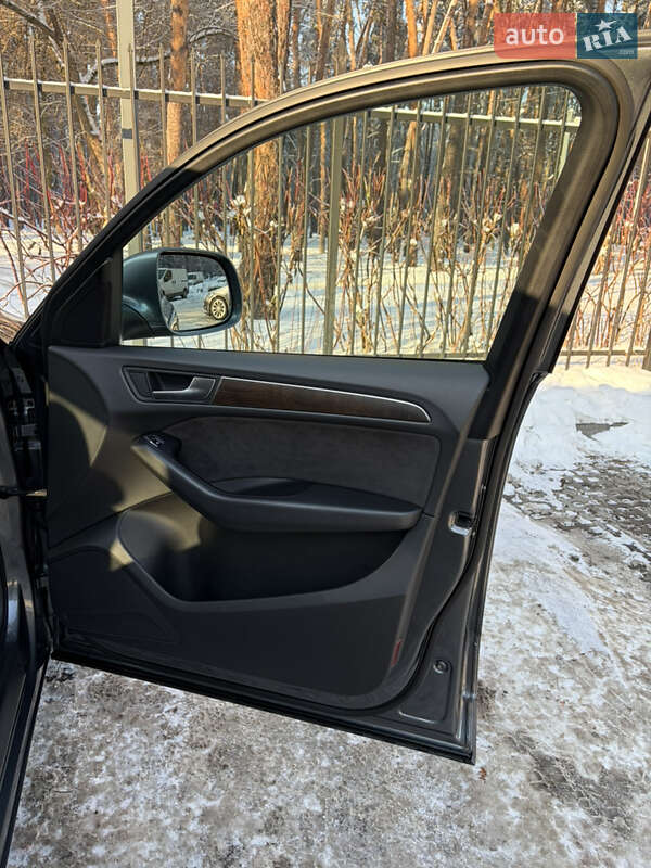 Позашляховик / Кросовер Audi Q5 2014 в Києві