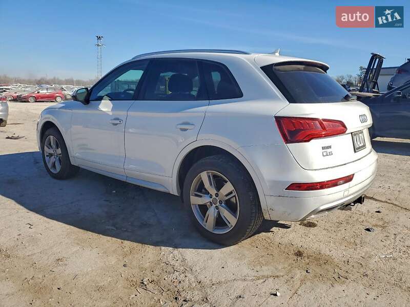 Внедорожник / Кроссовер Audi Q5 2018 в Ивано-Франковске