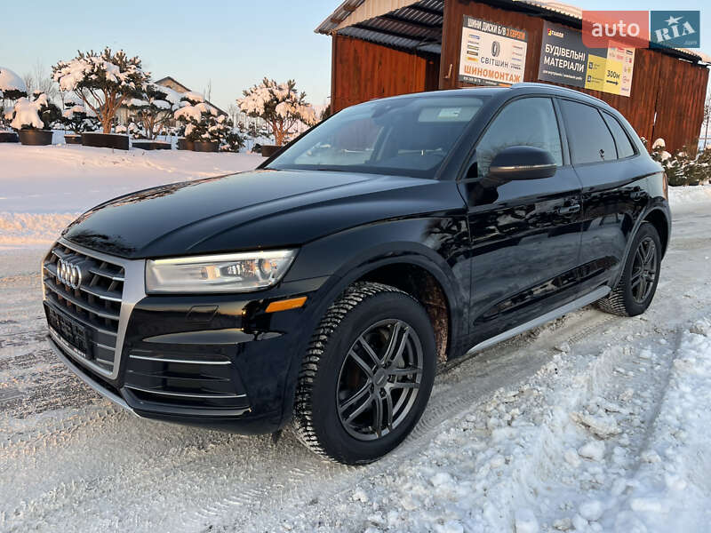 Внедорожник / Кроссовер Audi Q5 2018 в Луцке