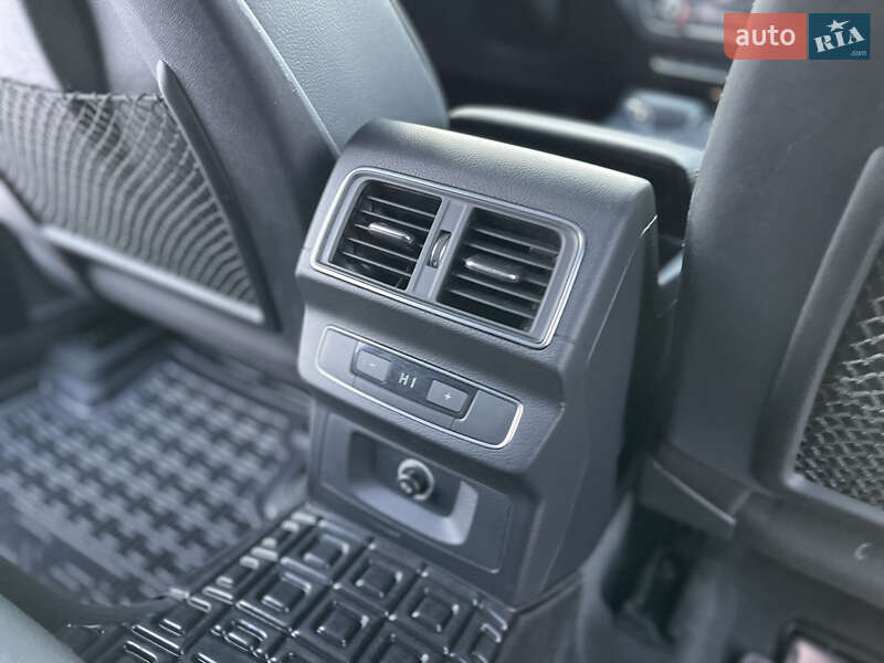 Внедорожник / Кроссовер Audi Q5 2018 в Луцке