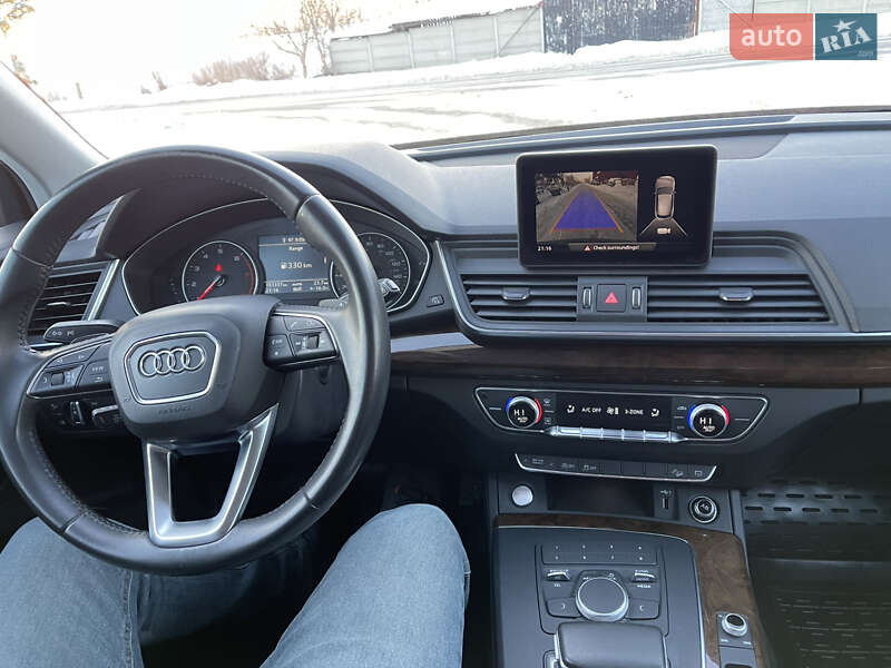 Внедорожник / Кроссовер Audi Q5 2018 в Луцке