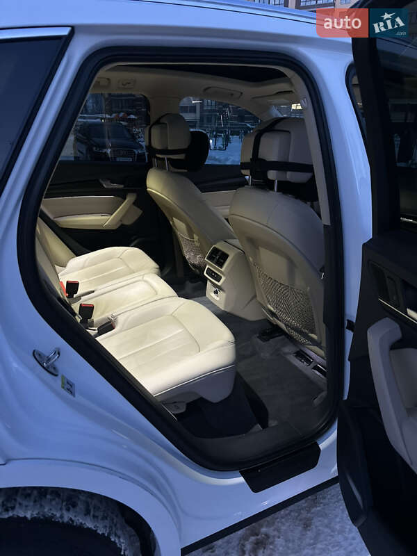 Внедорожник / Кроссовер Audi Q5 2018 в Чернигове