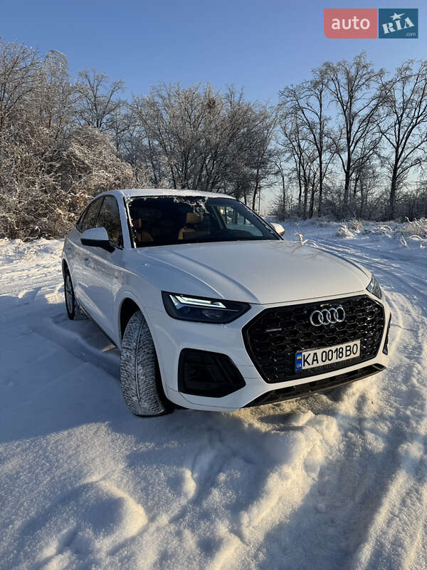 Внедорожник / Кроссовер Audi Q5 2023 в Киеве
