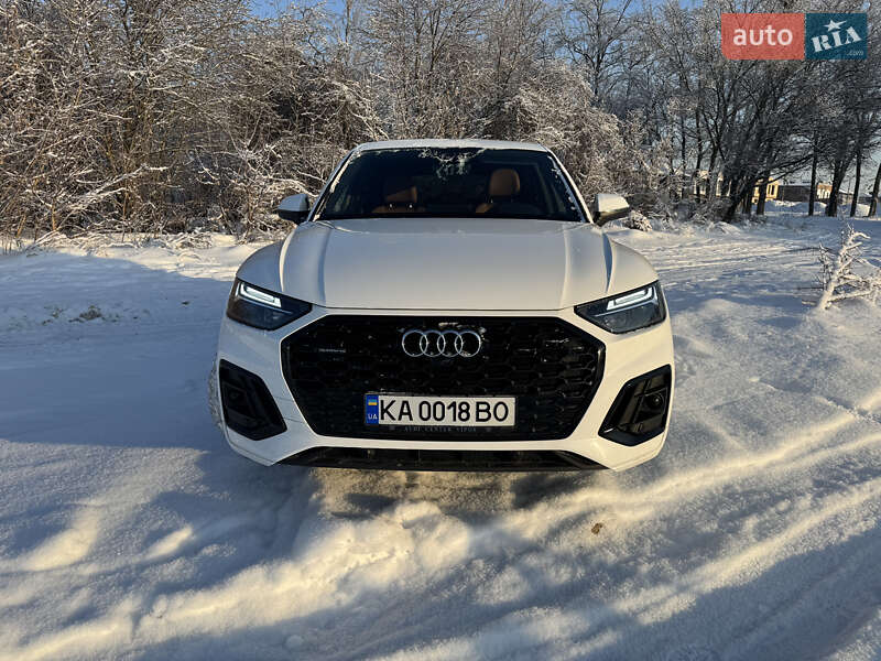 Внедорожник / Кроссовер Audi Q5 2023 в Киеве