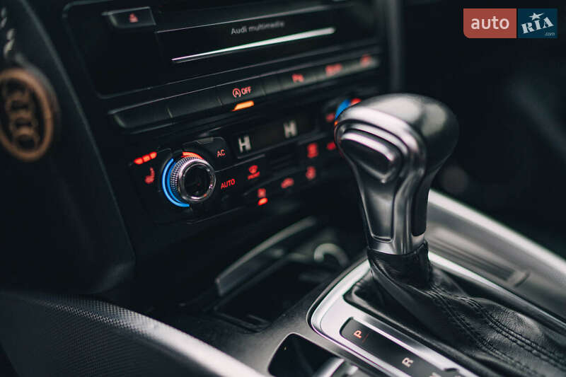 Внедорожник / Кроссовер Audi Q5 2012 в Луцке