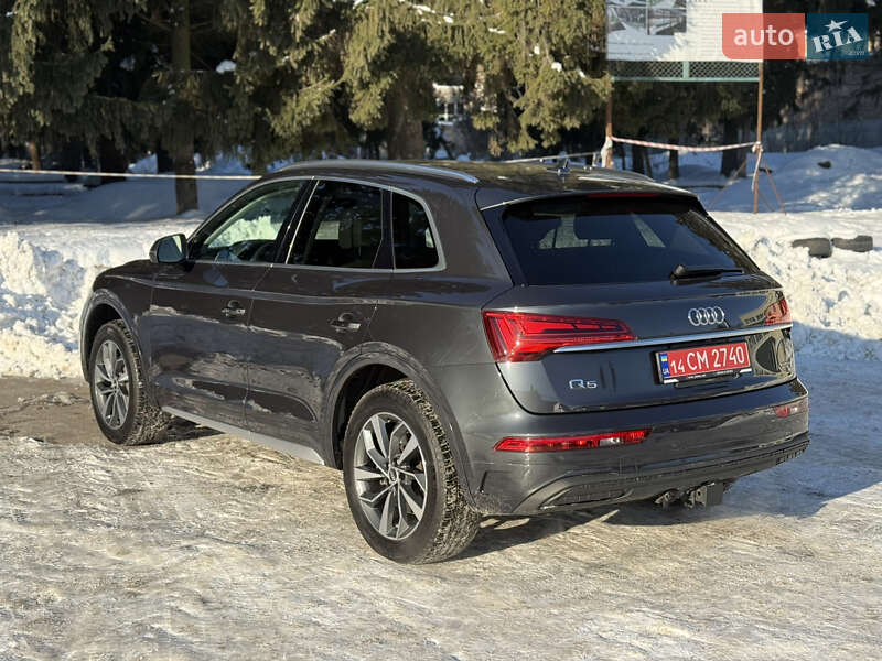 Внедорожник / Кроссовер Audi Q5 2020 в Львове