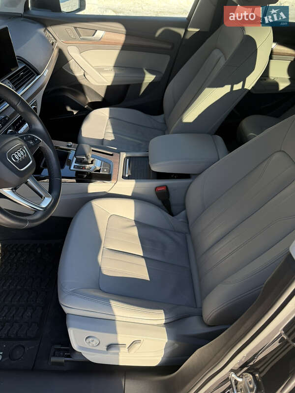 Внедорожник / Кроссовер Audi Q5 2020 в Львове