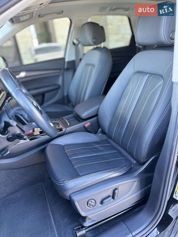 Внедорожник / Кроссовер Audi Q5 2021 в Львове