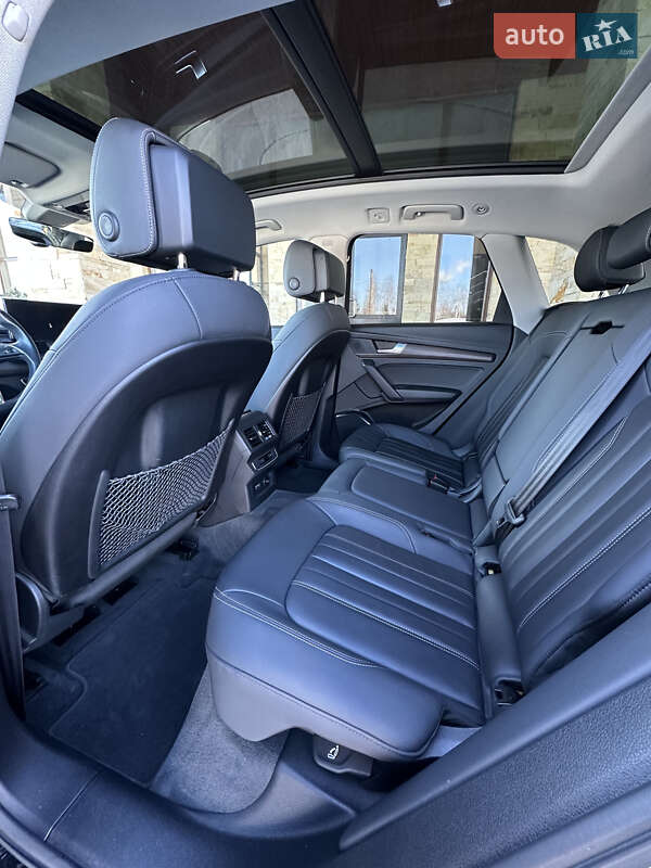 Внедорожник / Кроссовер Audi Q5 2021 в Львове