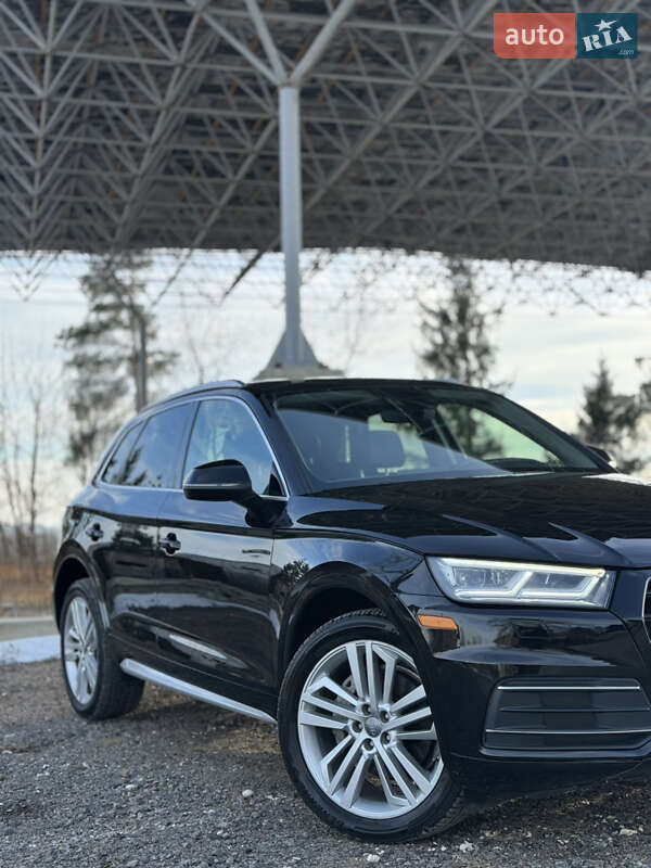 Внедорожник / Кроссовер Audi Q5 2018 в Самборе