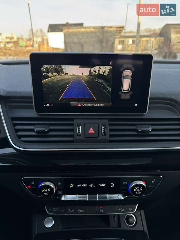 Внедорожник / Кроссовер Audi Q5 2018 в Самборе