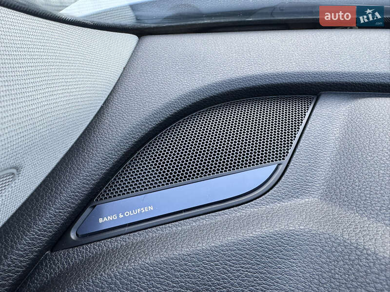 Внедорожник / Кроссовер Audi Q5 2018 в Луцке