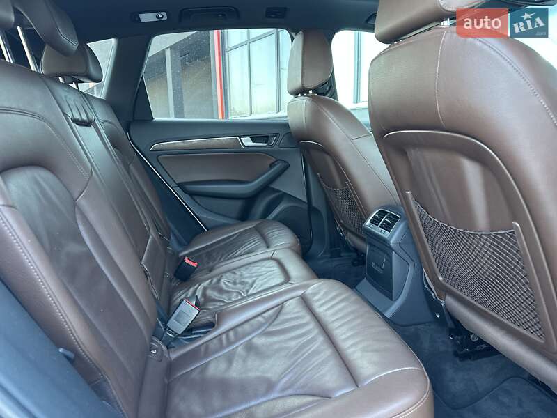 Внедорожник / Кроссовер Audi Q5 2013 в Тернополе