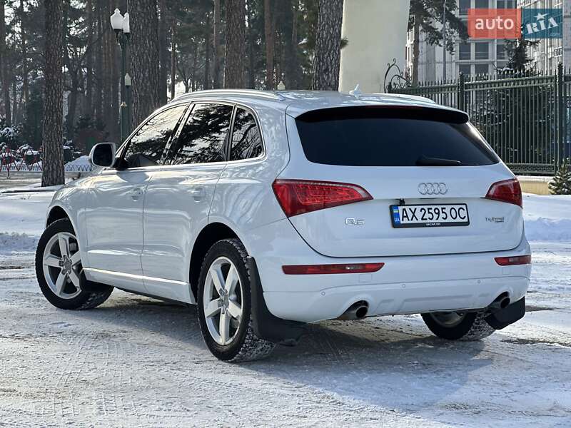 Внедорожник / Кроссовер Audi Q5 2011 в Харькове