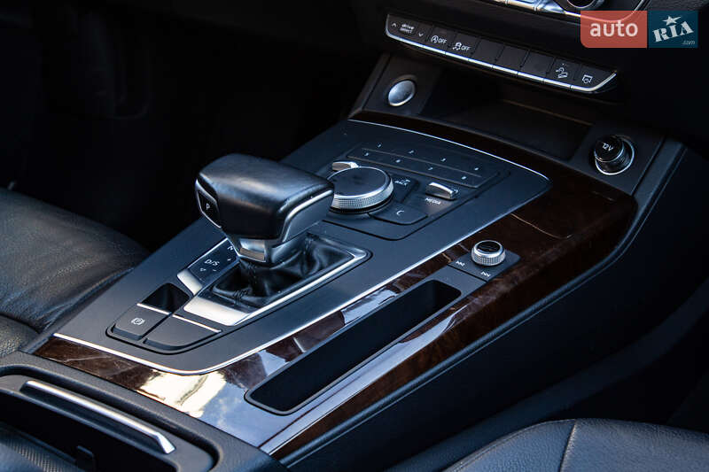 Внедорожник / Кроссовер Audi Q5 2018 в Львове