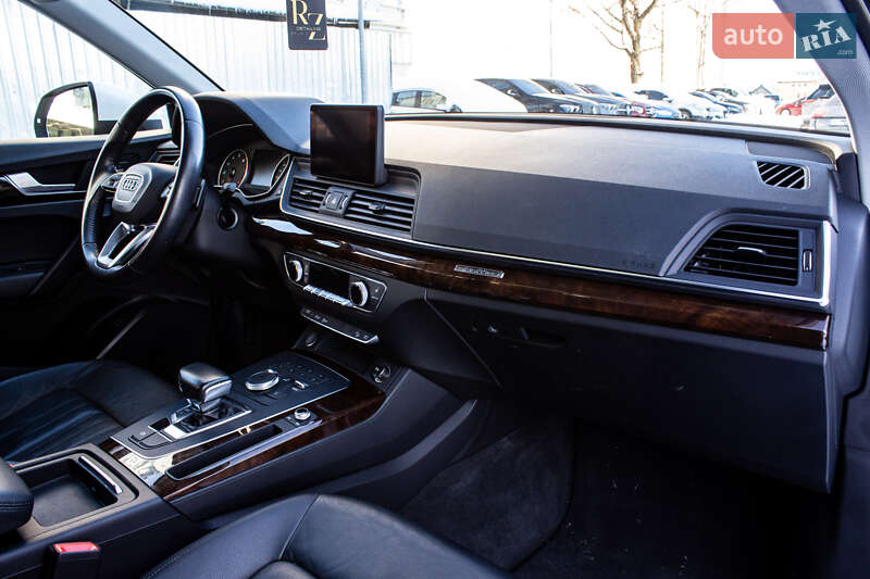 Внедорожник / Кроссовер Audi Q5 2018 в Львове