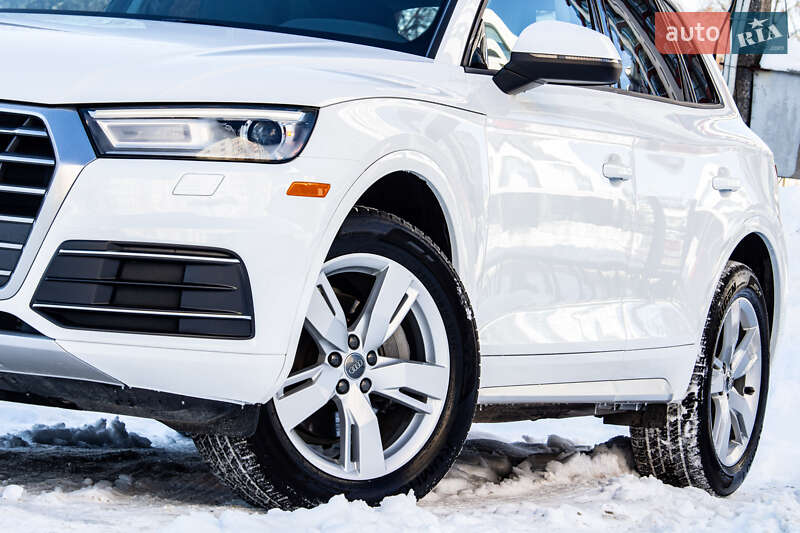 Внедорожник / Кроссовер Audi Q5 2018 в Львове