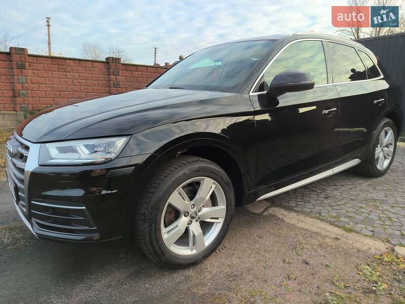 Позашляховик / Кросовер Audi Q5 2018 в Костопілі