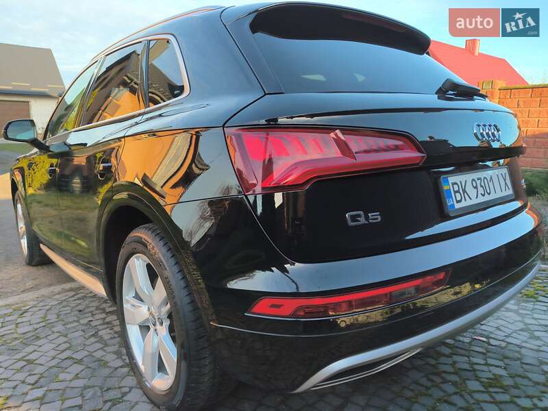 Позашляховик / Кросовер Audi Q5 2018 в Костопілі