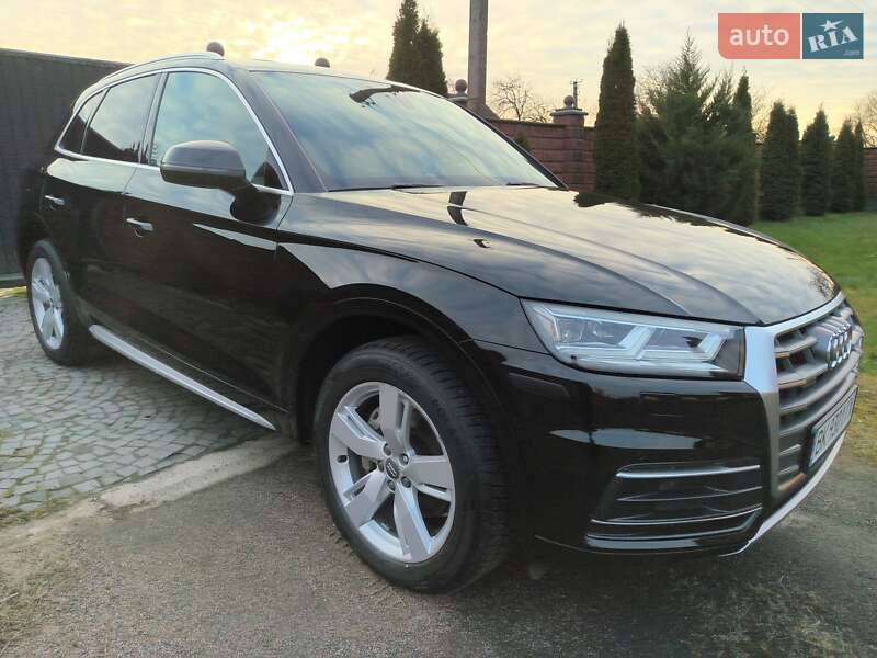 Позашляховик / Кросовер Audi Q5 2018 в Костопілі