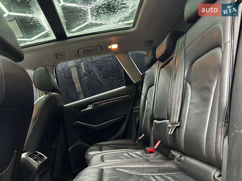 Внедорожник / Кроссовер Audi Q5 2016 в Черновцах