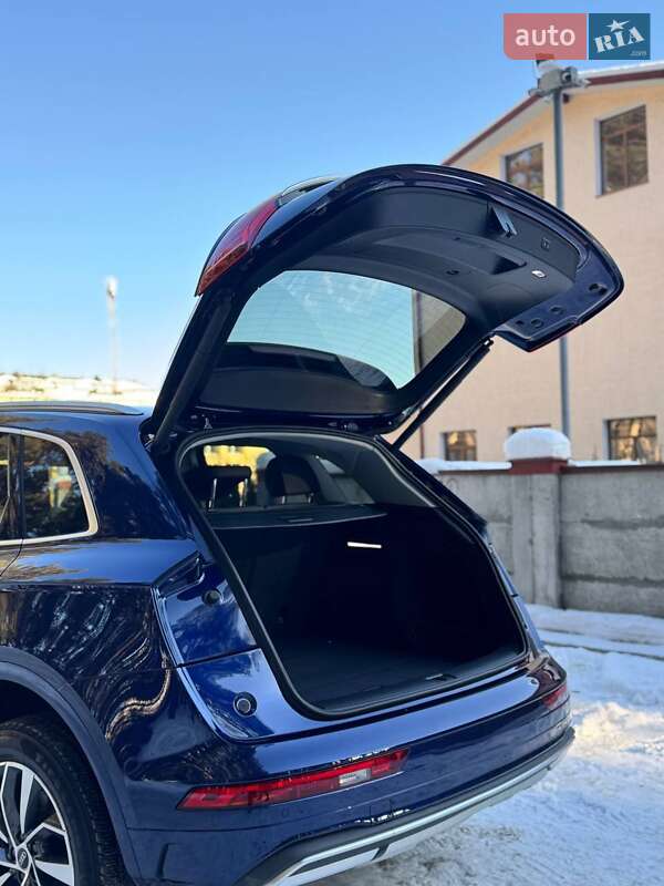 Внедорожник / Кроссовер Audi Q5 2020 в Львове фото 58 Внедорожник / Кроссовер Audi Q5 2020 в Львове