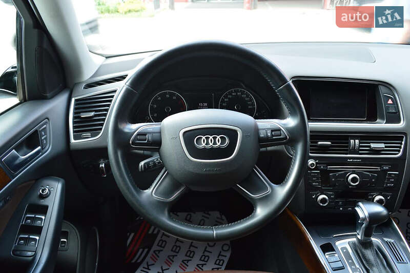 Внедорожник / Кроссовер Audi Q5 2015 в Стрые