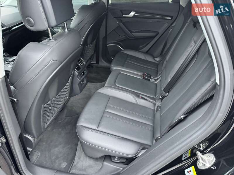 Внедорожник / Кроссовер Audi Q5 2017 в Киеве фото 15 Внедорожник / Кроссовер Audi Q5 2017 в Киеве