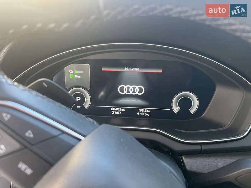 Позашляховик / Кросовер Audi Q5 2021 в Львові