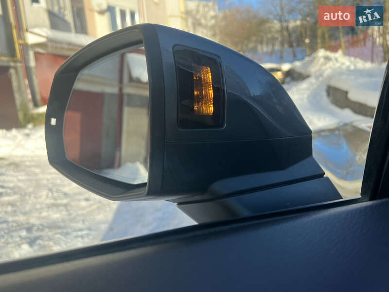 Позашляховик / Кросовер Audi Q5 2021 в Львові