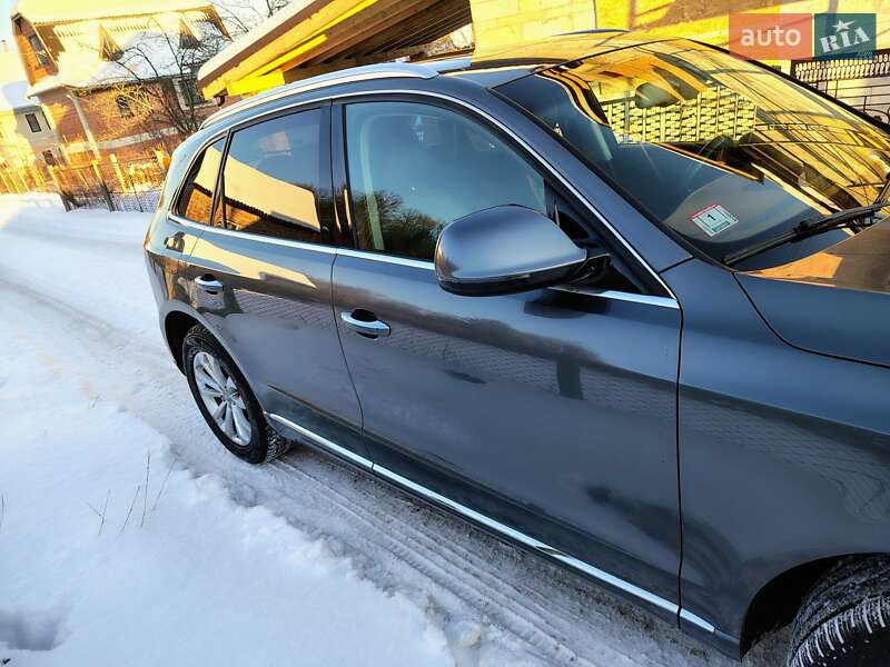 Внедорожник / Кроссовер Audi Q5 2015 в Ивано-Франковске