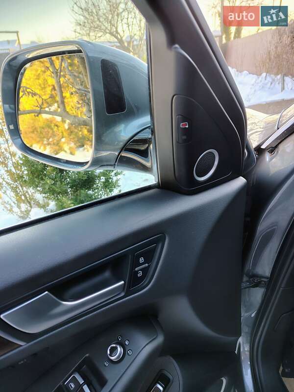 Внедорожник / Кроссовер Audi Q5 2015 в Ивано-Франковске